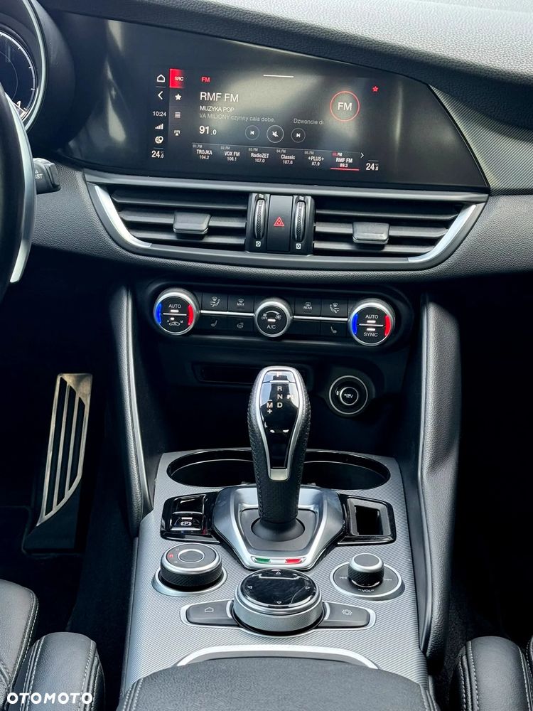 Alfa Romeo Giulia 2.0 Turbo Veloce Q4 - 19