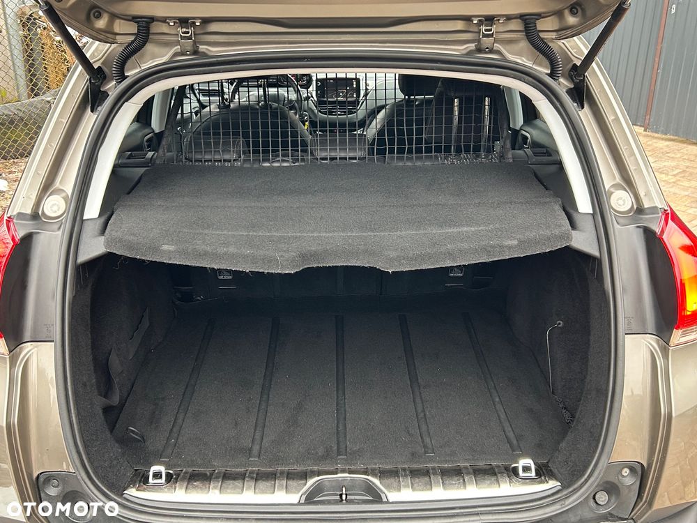 Peugeot 2008 - 17