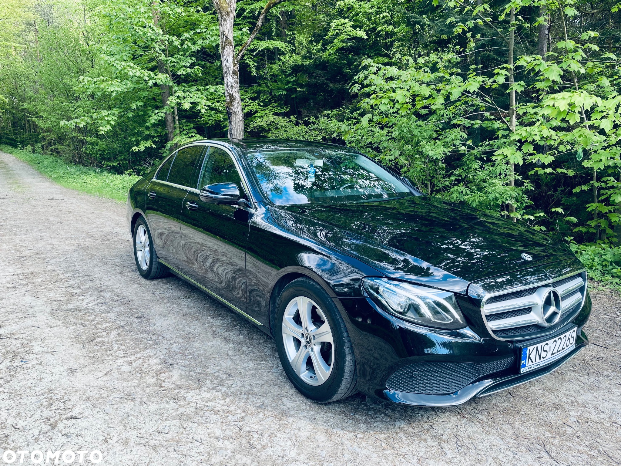 Mercedes-Benz Klasa E 220 d T 9G-TRONIC - 3