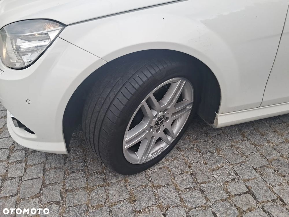 Mercedes-Benz Klasa C 220 CDI DPF Automatik Avantgarde - 15