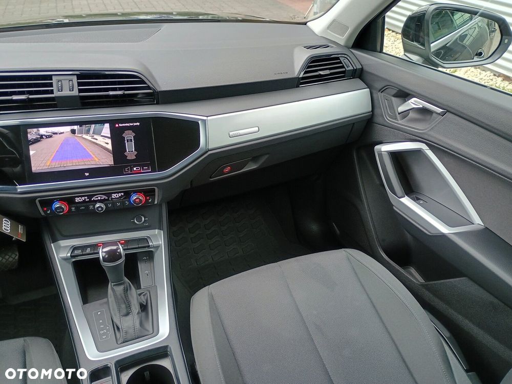 Audi Q3 Sportback - 14