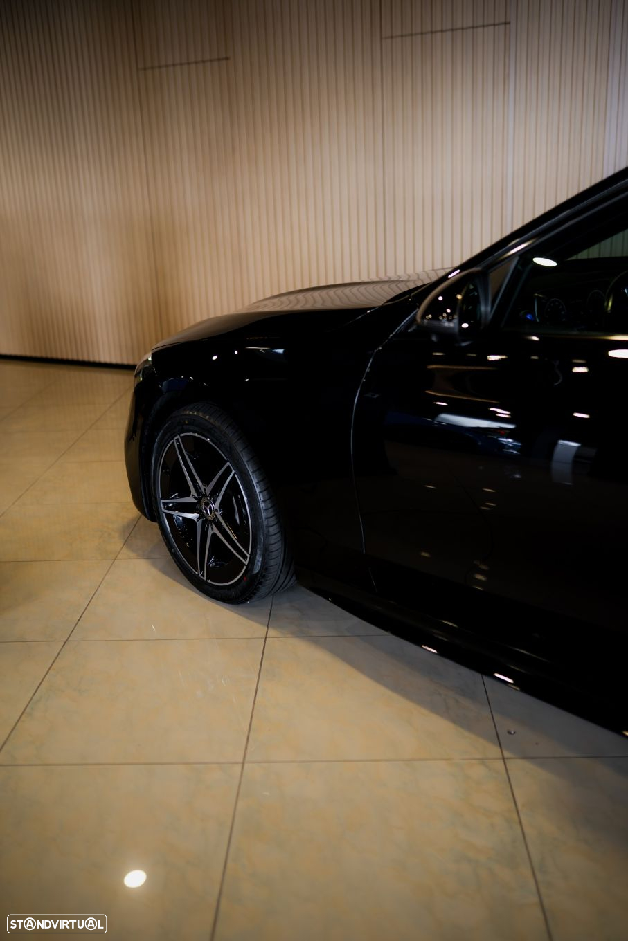 Mercedes-Benz C 300 e AMG Line - 20