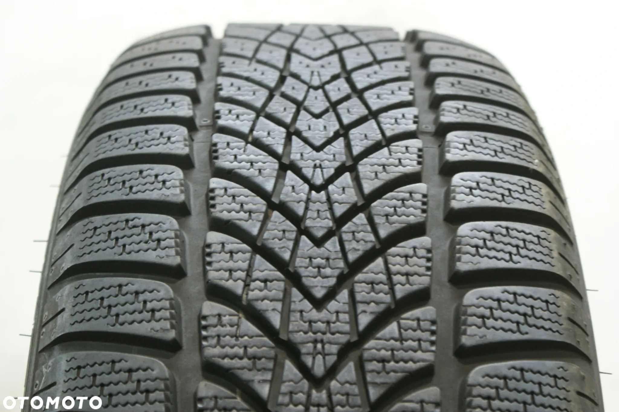 225/55R18 DUNLOP SP WINTER SPORT 4D , 8,1mm 2024r B1800 - 1