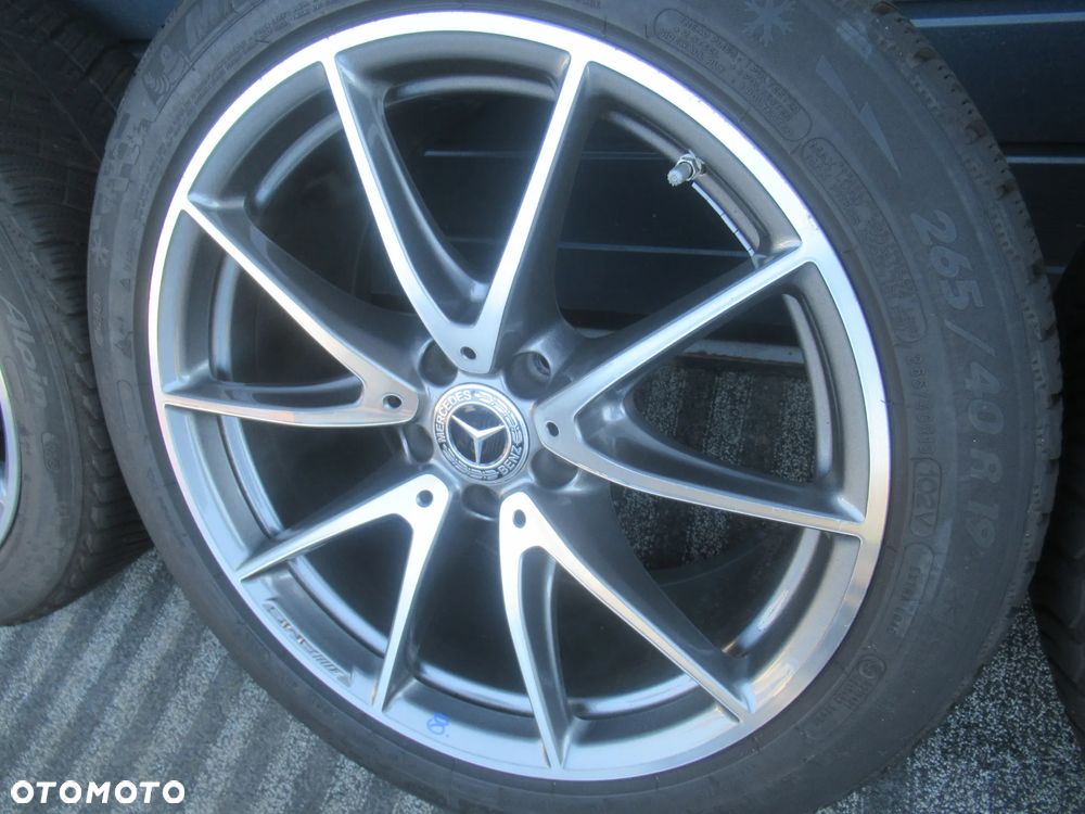 FELGI ALUMINIOWE OPONY MERCEDES E-KLASA W212 AMG 9.5Jx19H2 ET52 ET25 A2134014600 A2134012600 265/40/R19 - 10