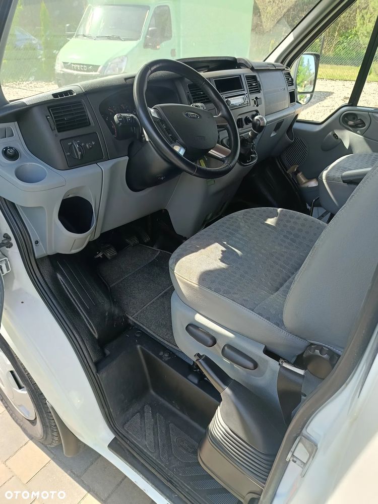 Ford Transit - 5