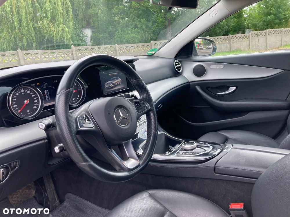 Mercedes-Benz Klasa E 200 d 9G-TRONIC Exclusive - 6