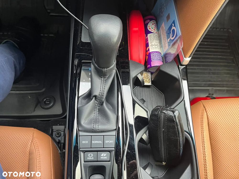 Toyota Camry 2.5 Hybrid Dynamic Force Prestige e-CVT - 11