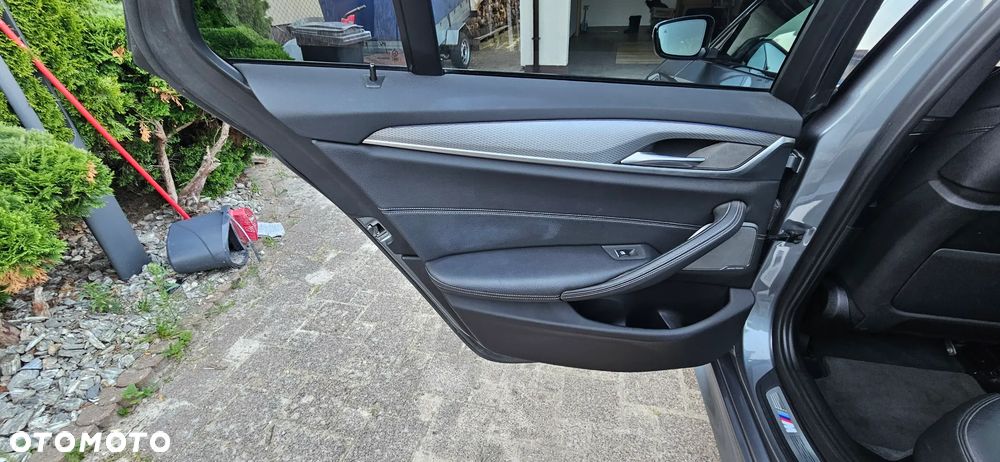 BMW Seria 5 520d M Sport sport - 22