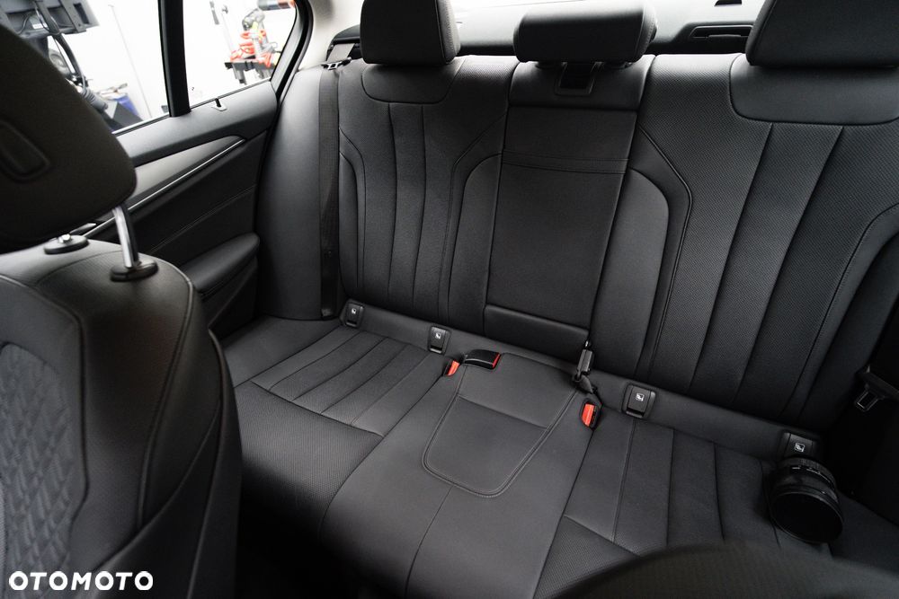 BMW Seria 5 520d mHEV Business Edition - 31