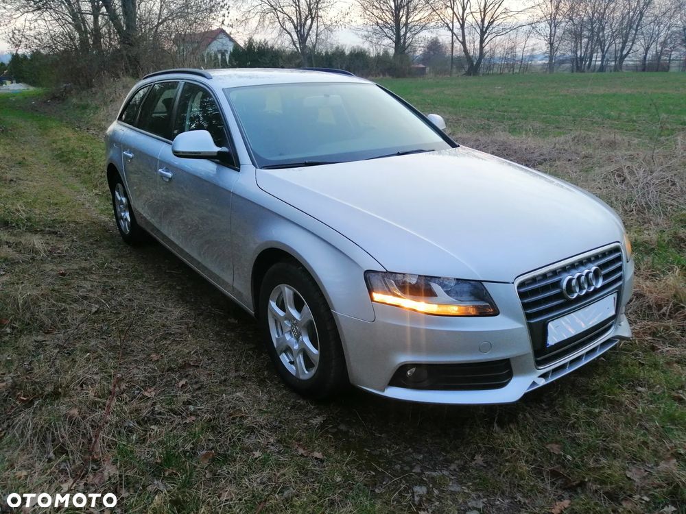 Audi A4 Avant - 1