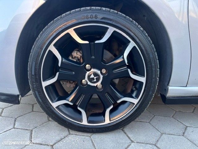 Citroën DS3 Cabrio 1.6 e-HDi So Chic ETG6 - 20