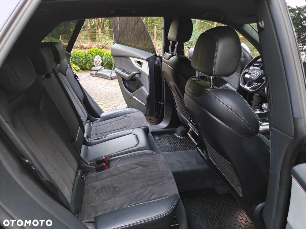 Audi SQ8 - 26