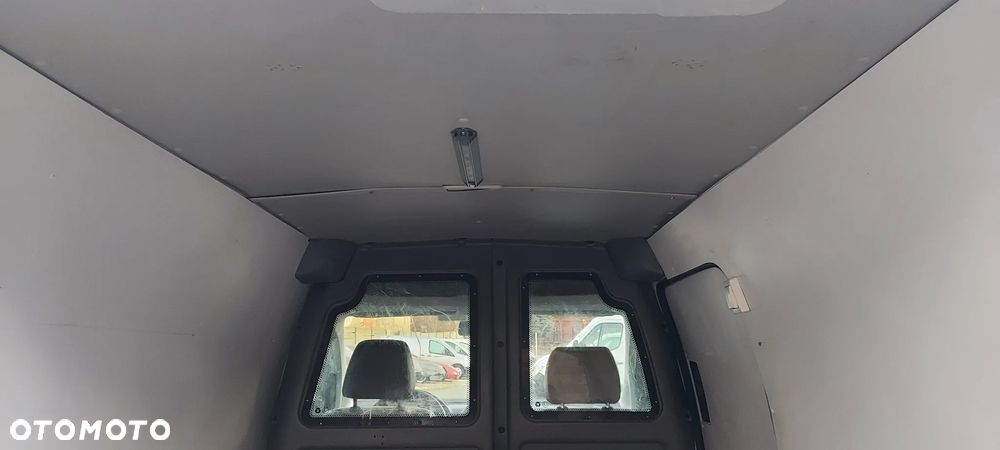 Volkswagen CADDY - 27
