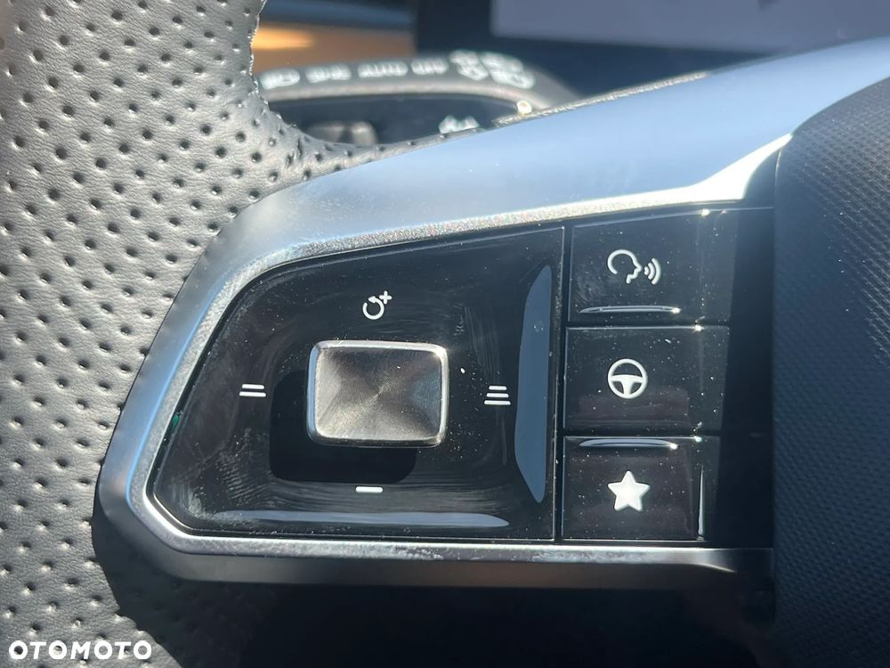 MG HS 1.5 T-GDI Exclusive DCT - 18