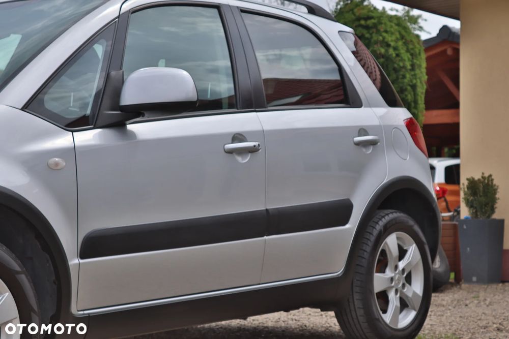 Suzuki SX4 1.6 VVT 4x4 Limited - 8