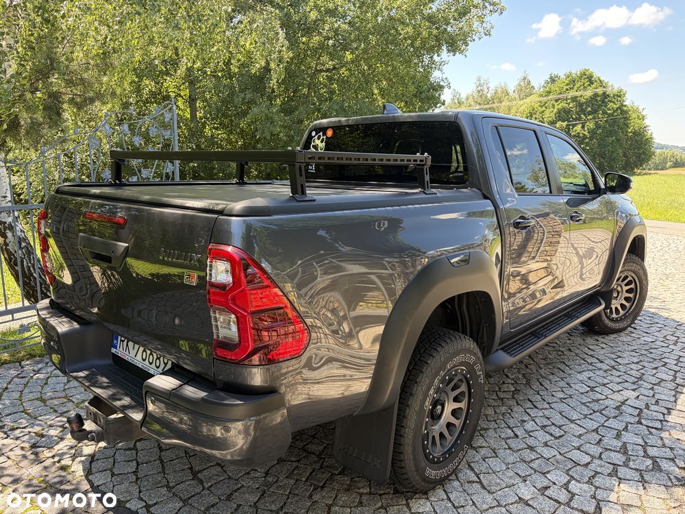 Toyota Hilux 2.8 D-4D Double Cab GR Sport 4x4 - 3