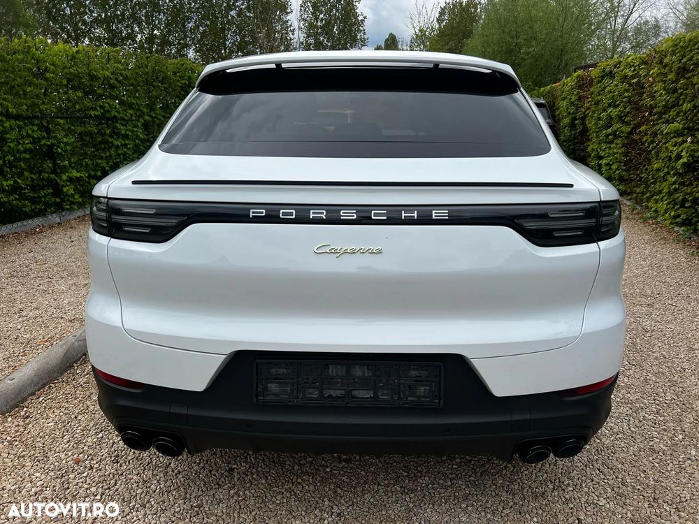 Porsche Cayenne - 5