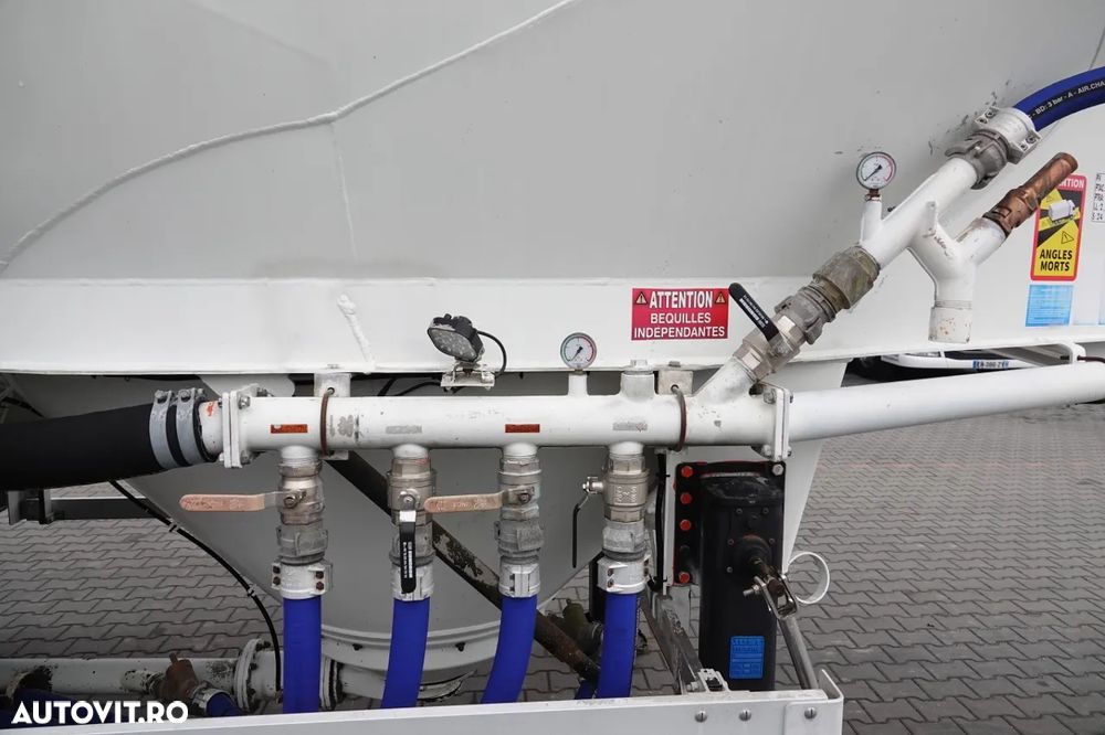 Feldbinder REMORCĂ DE CIMENT / 2 COMPARTAMENTE / 37.000 L / SILOS / PENTRU MATERIALE VRAC / AXIE DE RIFAT / SAF / JANTE DE ALIE - 14