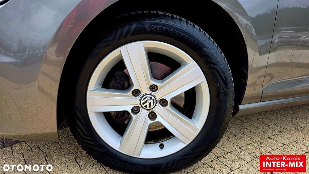 Volkswagen Golf - 14