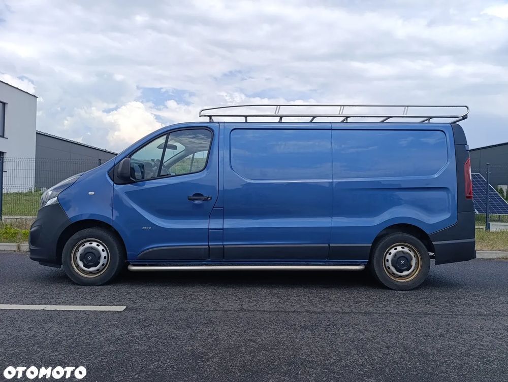 Opel Vivaro - 1