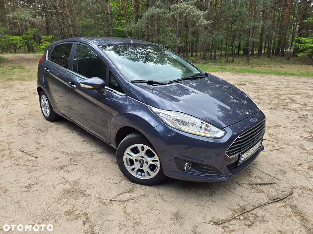 Ford Fiesta 1.25 Titanium - 38