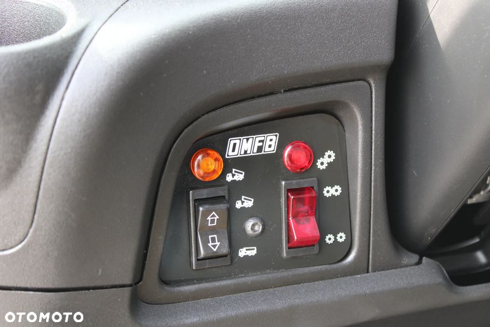 Iveco Daily 70C18 Nowy 3-stronny WYWROT PTO Przebieg tylko 99 695 km SALON PL Kiper Wywrotka 70-180 72C - 21