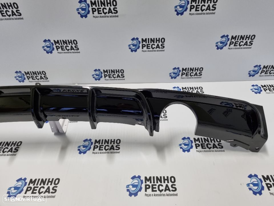 Difusor Traseiro BMW (F30/31) M-Performance Preto Brilho - 6