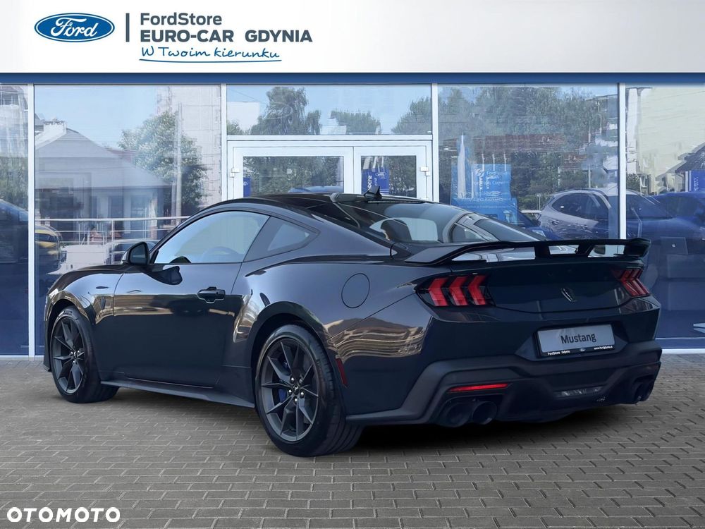 Ford Mustang - 6