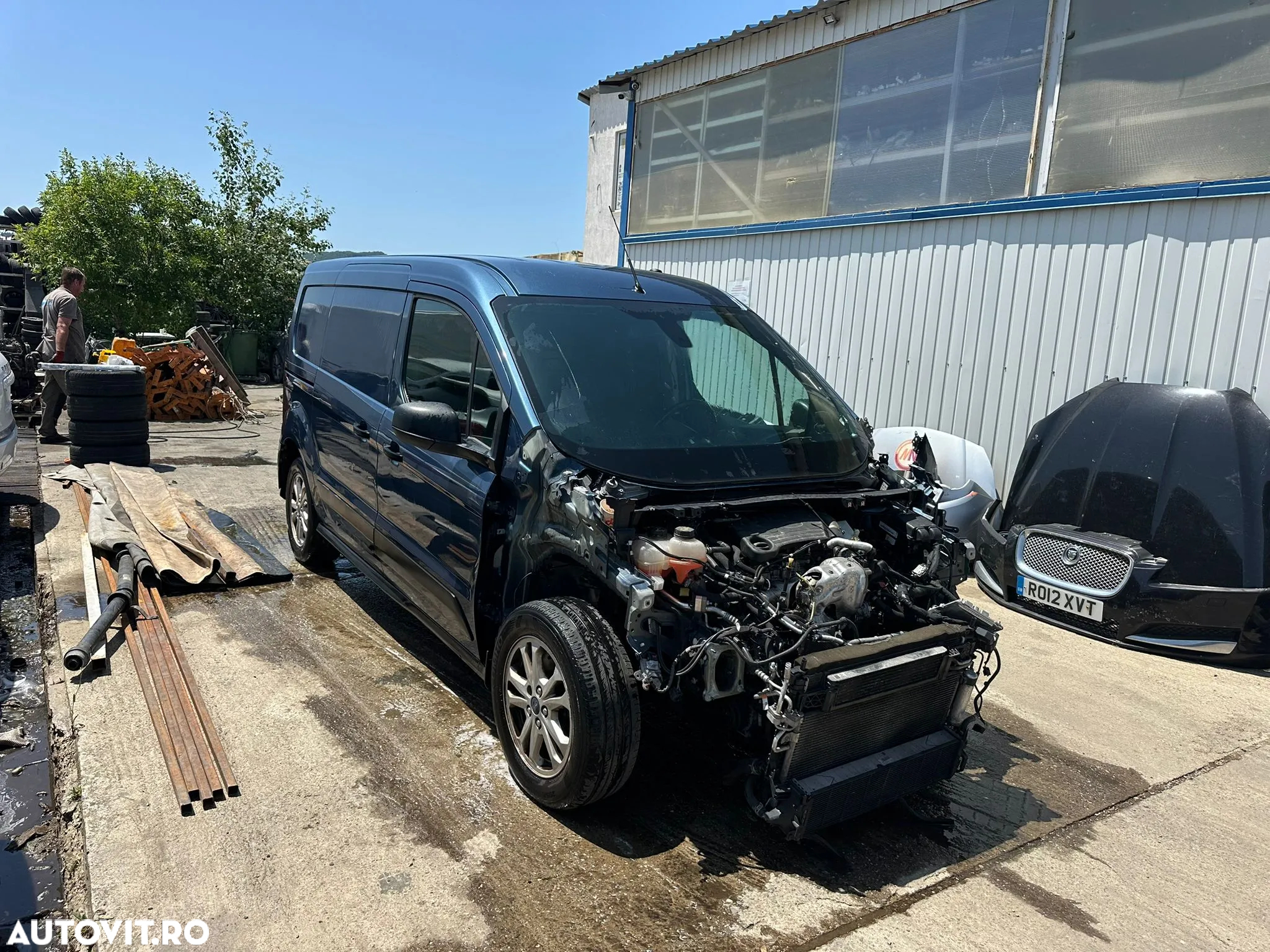 Dezmembrari Ford Transit Connect / 1.5tdci / 2020 - 3