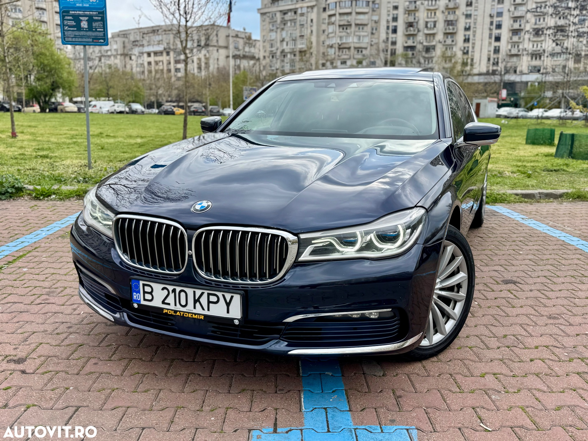 BMW Seria 7 740d xDrive - 10