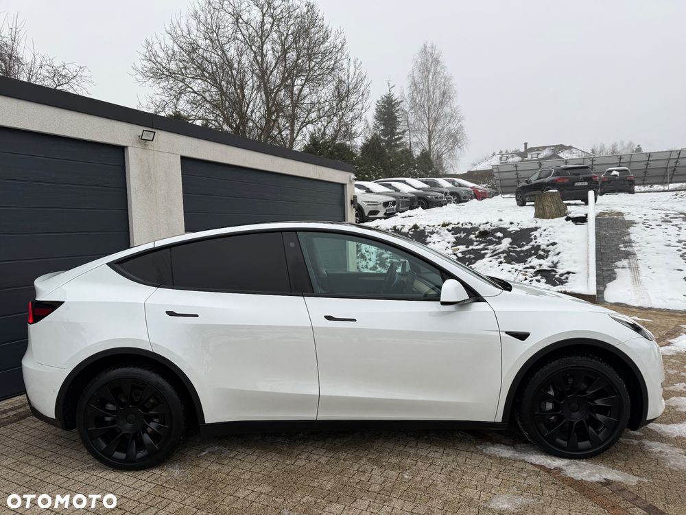 Tesla Y Long Range Dual Motor AWD - 15