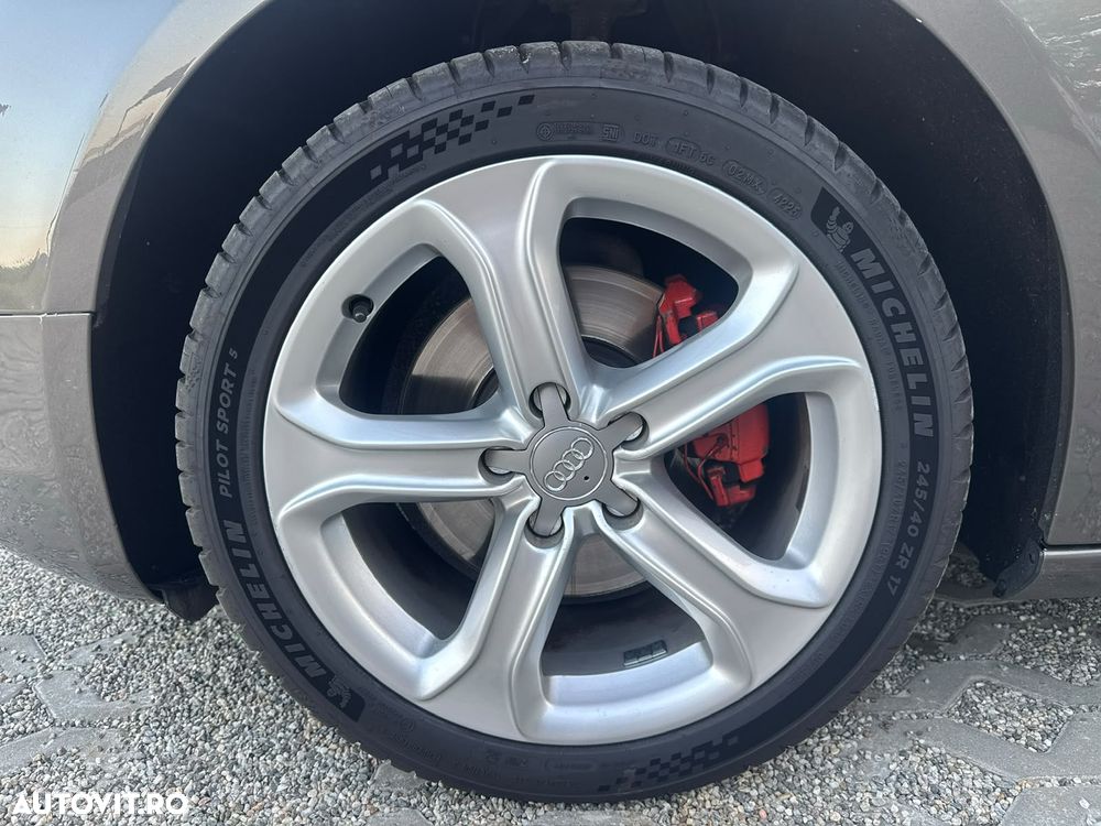 Audi A5 Sportback 2.0 TDI S tronic - 11