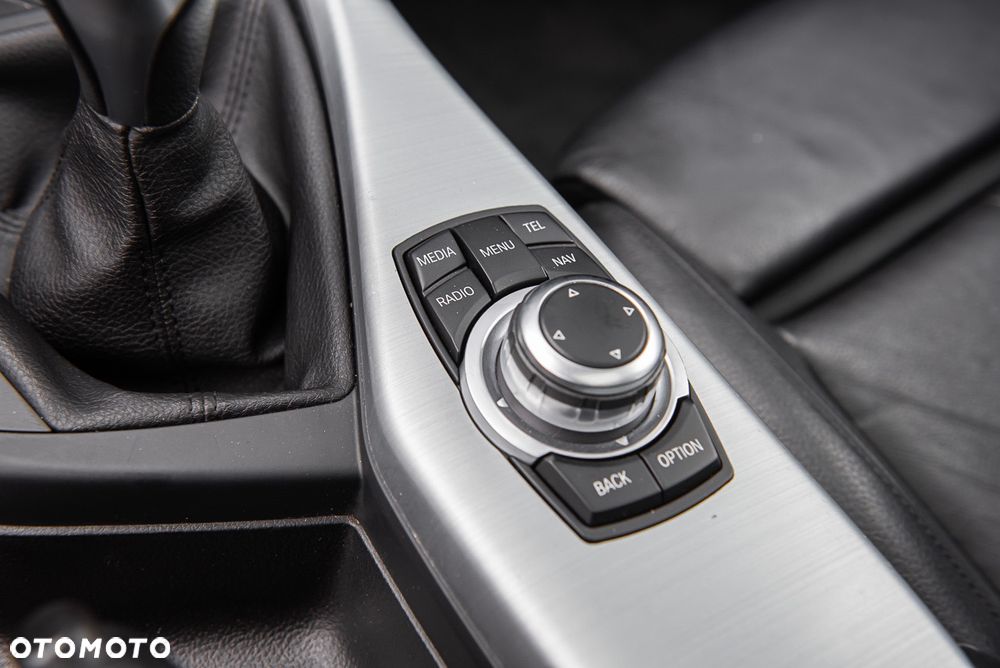 BMW Seria 1 116i Sport Line - 23