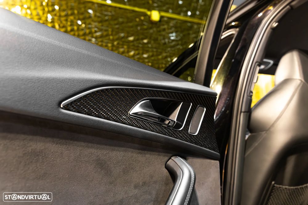 Audi RS6 Avant 4.0 TFSi Plus quattro Tiptronic - 27