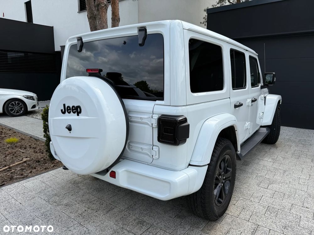 Jeep Wrangler Unlimited GME 2.0 Turbo Sahara - 3