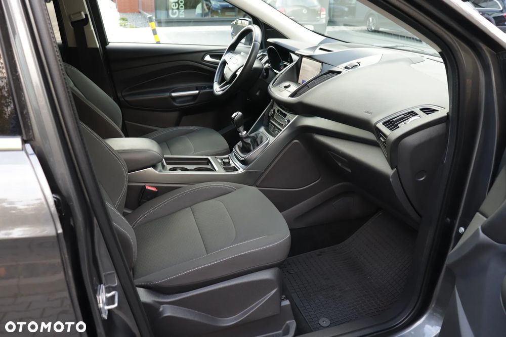 Ford Kuga 2.0 TDCi 4x2 Titanium - 34