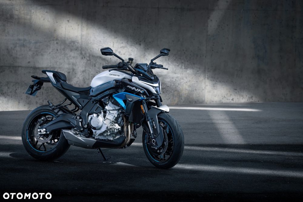 CFMoto 675NK - 3