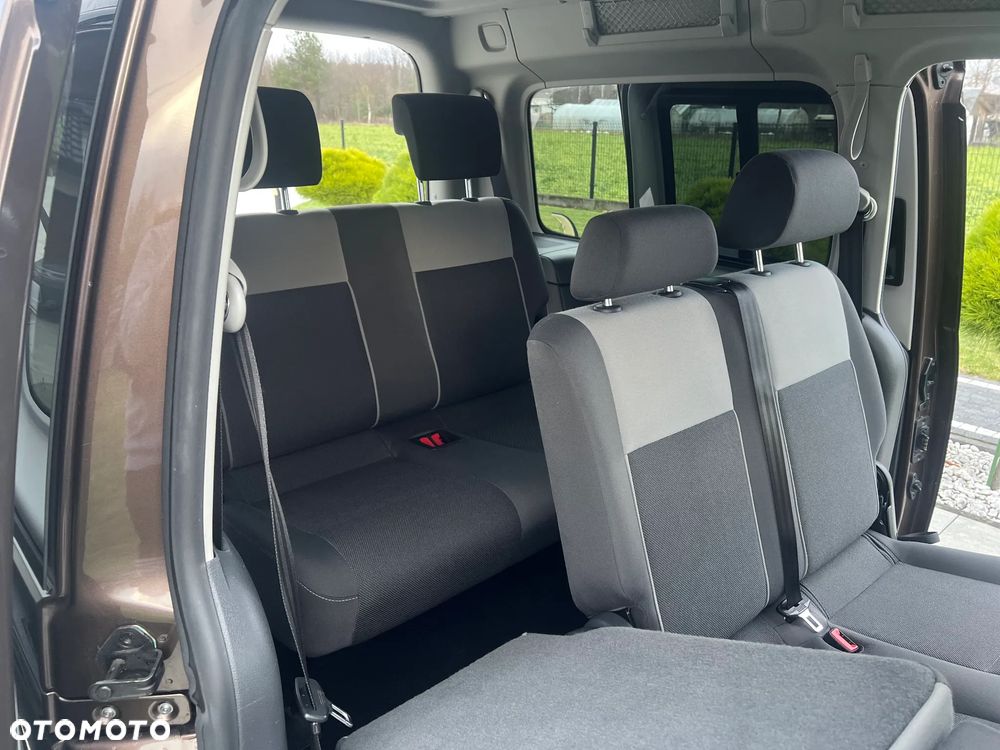 Volkswagen Caddy Maxi Trendline BMT - 21