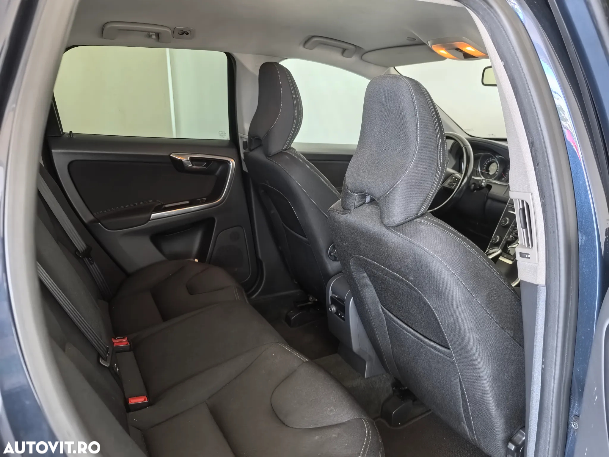 Volvo XC 60 D4 VEA Start-Stop Momentum - 25