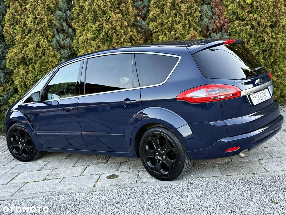 Ford S-Max - 16