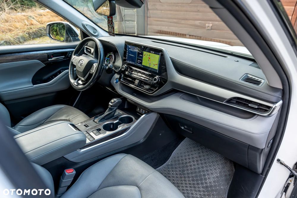 Toyota Highlander 2.5 Hybrid Prestige - 24