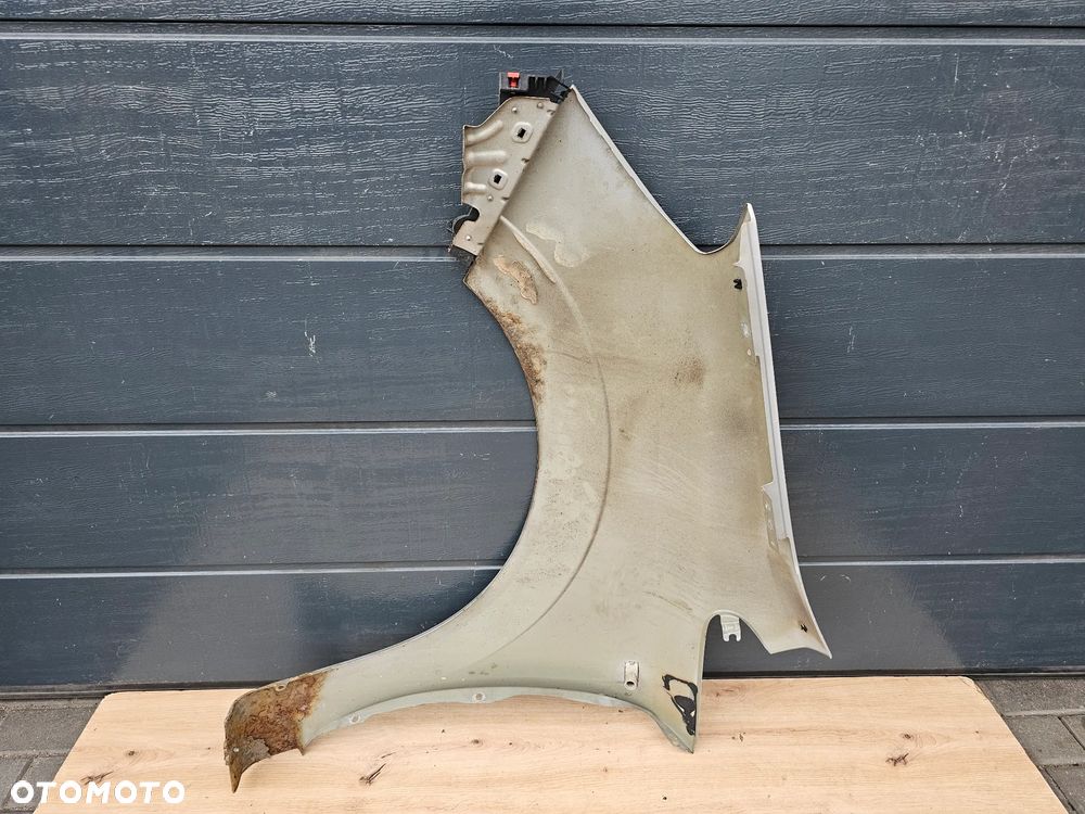 BŁOTNIK PRAWY PRZÓD PRAWY PRZEDNI OPEL ZAFIRA B Z167 - 19