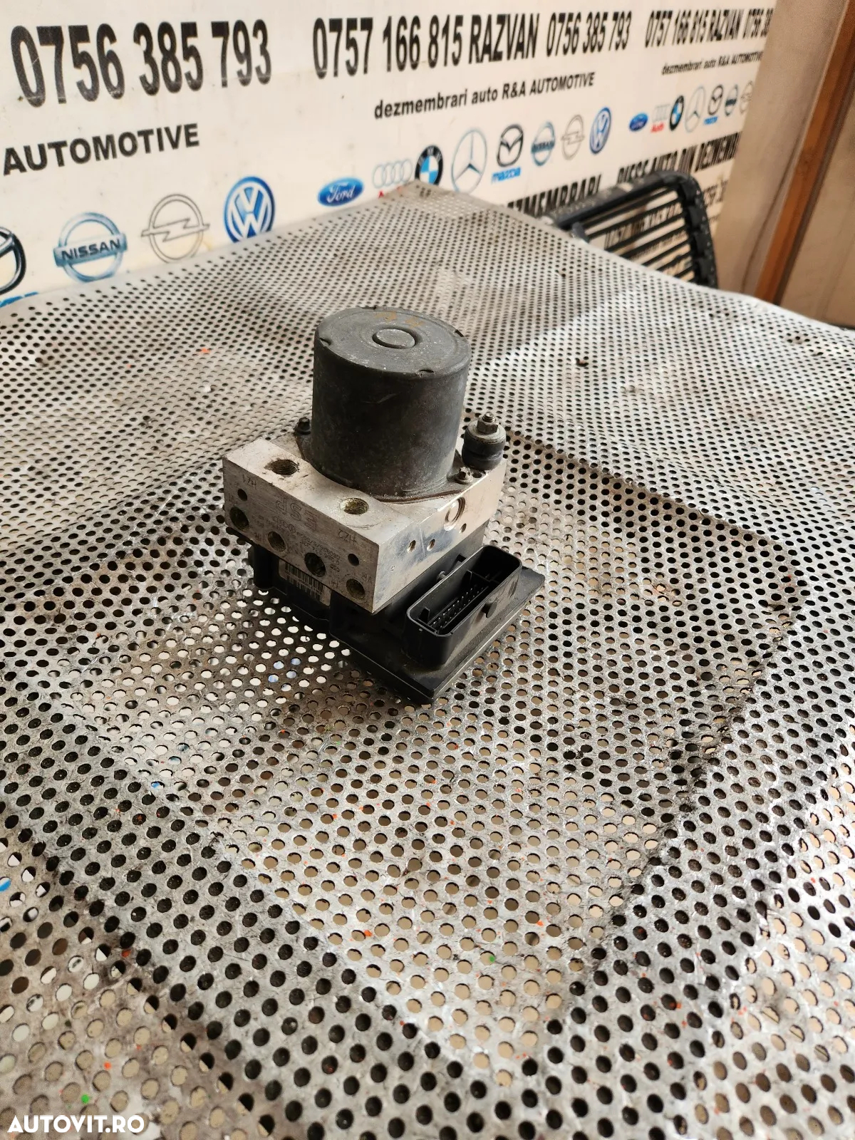 Modul Pompa Unitate ABS Audi A4 B7 Cod 8EH 8EBF - Dezmembrari Arad - 5