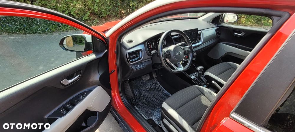 Kia Stonic 1.0 T-GDI 100 OPF DCT7 Vision - 18