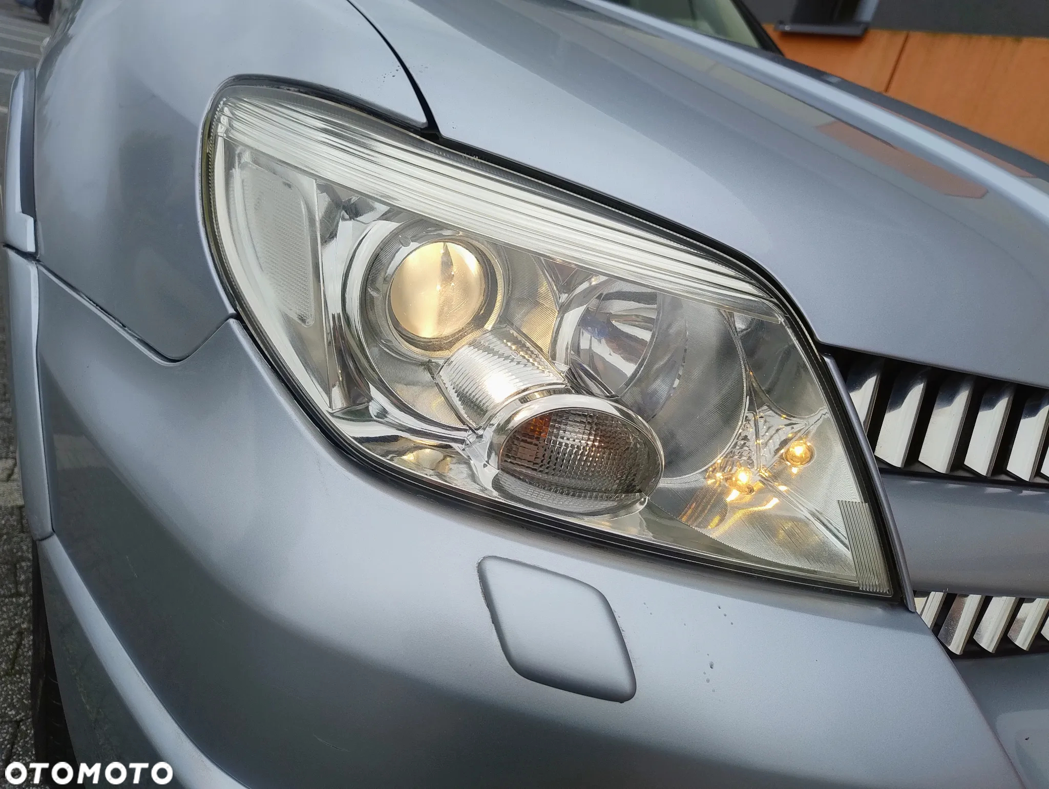 Mitsubishi Outlander 2.4 Automatik Dakar - 24