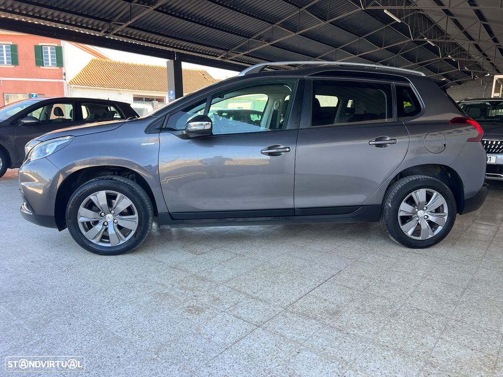 Peugeot 2008 1.2 PureTech Style - 33