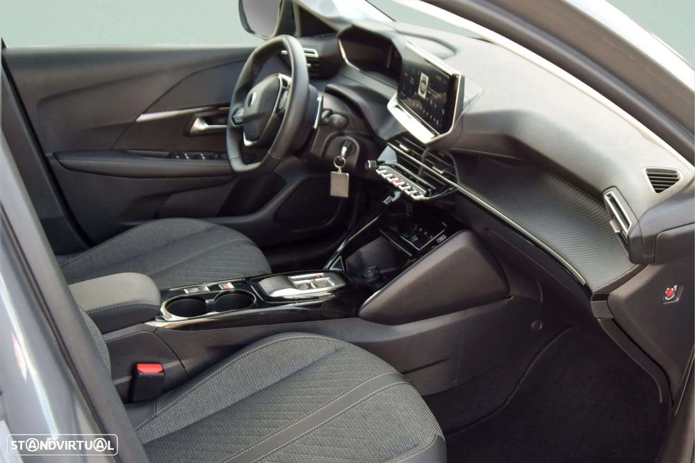 Peugeot 208 1.2 Hybrid Allure e-DCS6 - 12