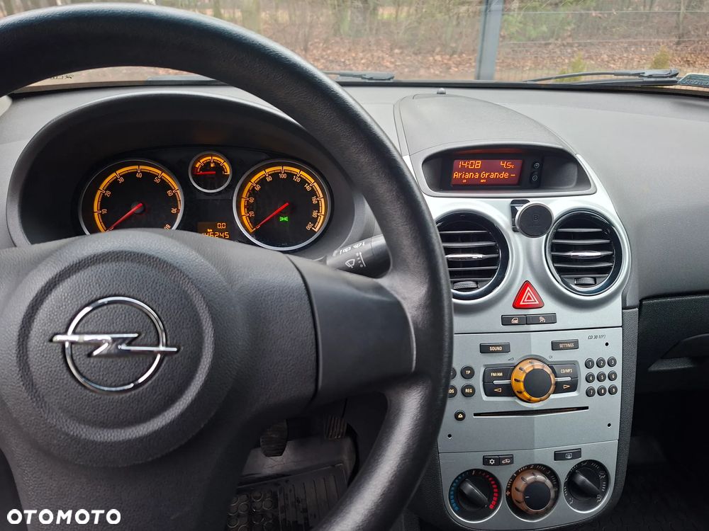 Opel Corsa 1.4 16V Enjoy - 6