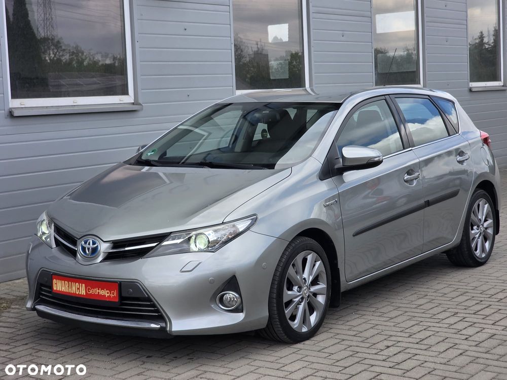 Toyota Auris 1.8 HSD Luna