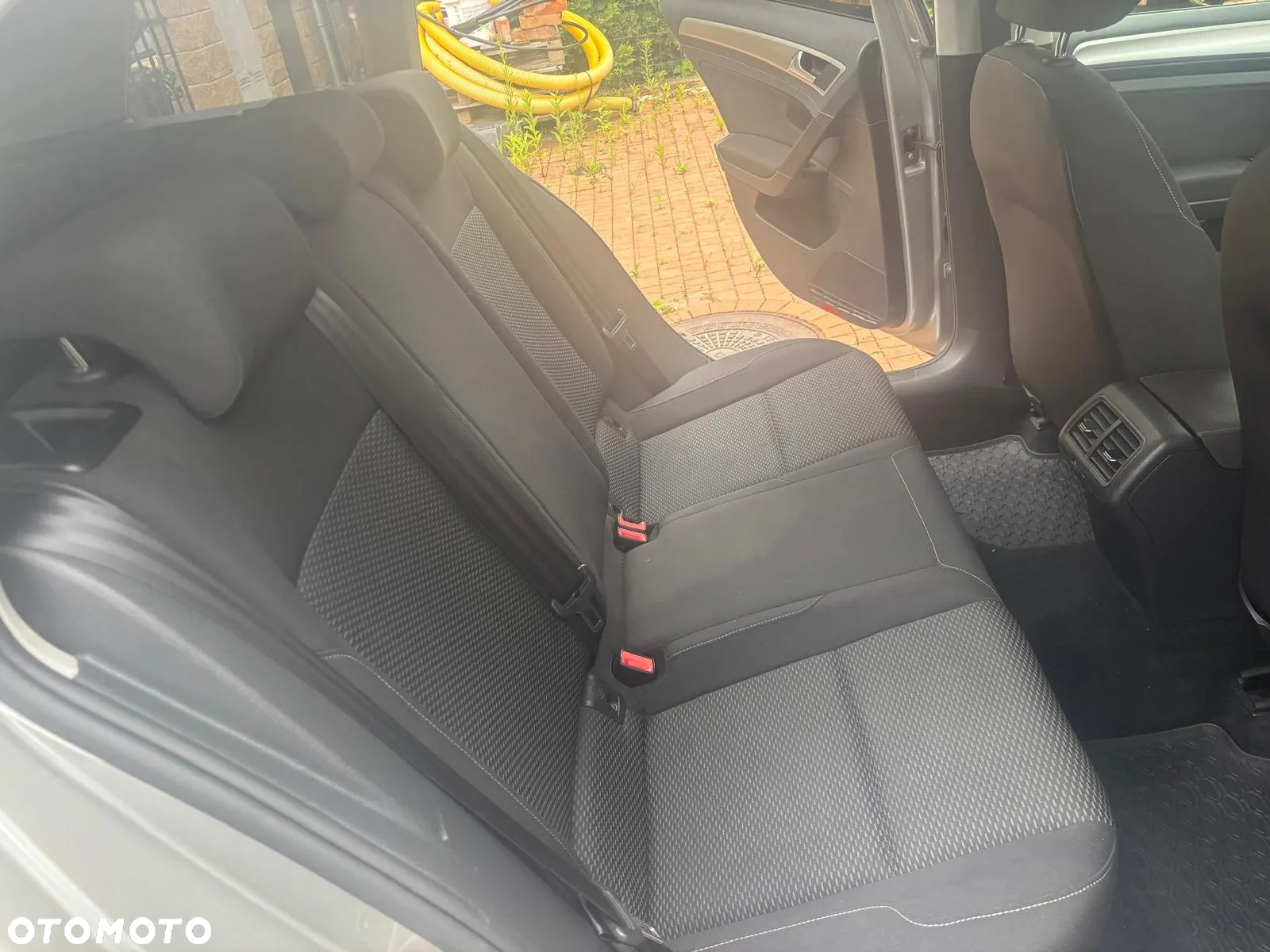 Volkswagen Golf - 14